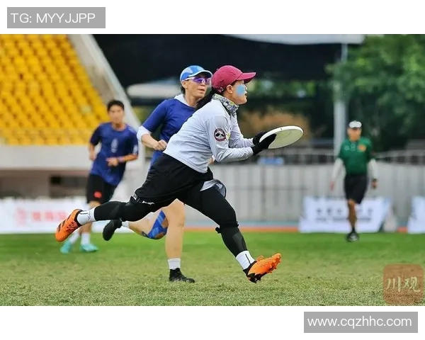 飞盘竞技的魅力与挑战:深入解析北京飞盘队的战术布局与团队协作 飞盘竞技的魅力与挑战:深入解析北京飞盘队的战术布局与团队协作