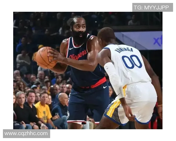 2020年视频直播勇士与快船激战回顾精彩瞬间与赛场亮点分析